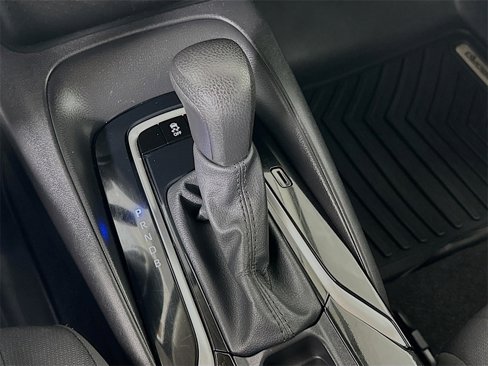 Used 2021 Toyota Corolla LE image 21