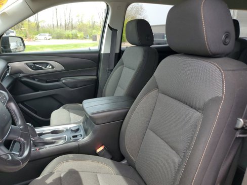 Used 2020 Chevrolet Traverse LT image 15