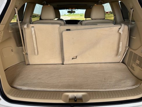 Used 2016 Toyota Highlander Limited image 25