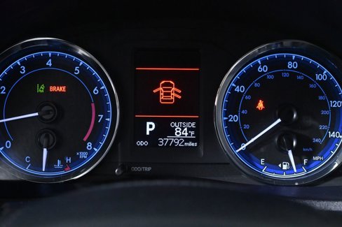 Used 2017 Toyota Corolla LE image 13