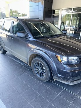 Used 2020 Dodge Journey SE w/ SE Popular Equipment Group image 1