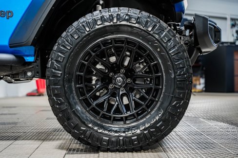 Used 2024 Jeep Wrangler Willys image 21