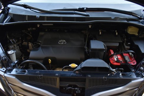 Used 2015 Toyota Sienna XLE image 49