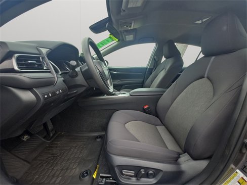 Certified 2023 Toyota Camry LE image 10