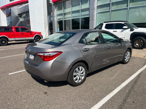 Used 2015 Toyota Corolla LE image 6