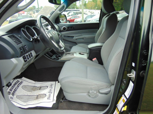 Used 2012 Toyota Tacoma 4x4 Double Cab image 12