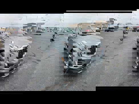 Used 2024 Cadillac XT5 Premium Luxury image 2