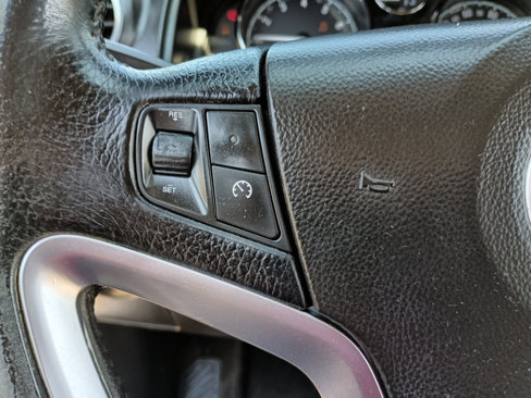 Used 2012 Chevrolet Captiva Sport LS image 24