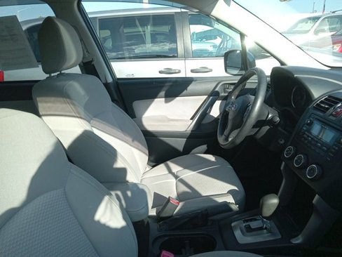 Used 2015 Subaru Forester 2.5i Premium w/ All-Weather Package image 14