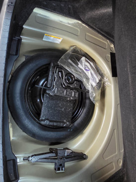 Used 2019 Toyota Corolla LE image 10