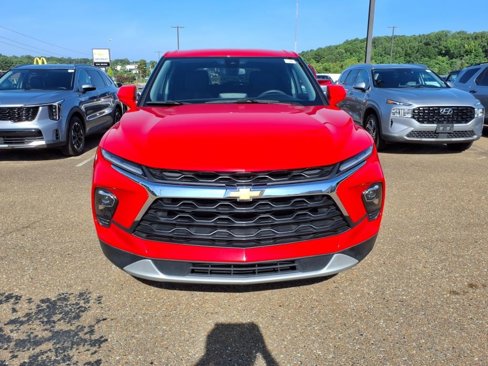 Used 2023 Chevrolet Blazer LT image 9