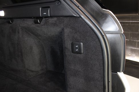 Used 2020 Land Rover Range Rover Sport HST image 69