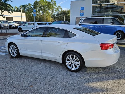 Used 2016 Chevrolet Impala LT w/ Convenience Package image 4