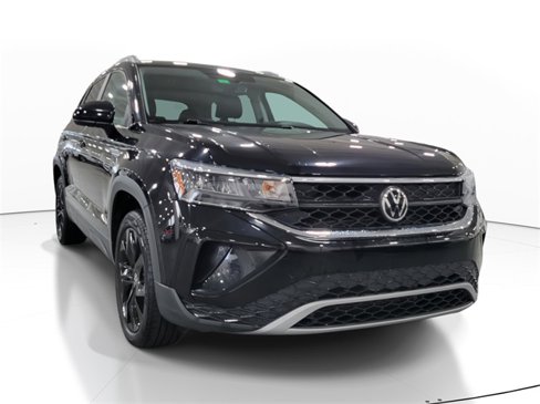 Used 2022 Volkswagen Taos SE image 4