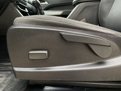 Used 2021 Chevrolet Colorado LT w/ Fleet Safety Package image 11
