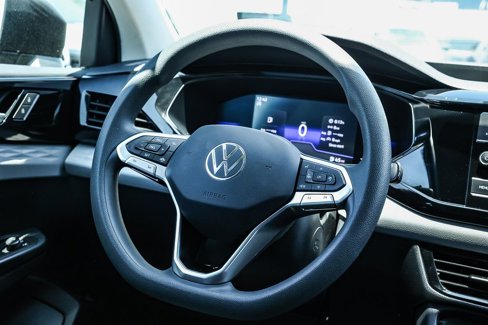 Certified 2022 Volkswagen Taos S image 23