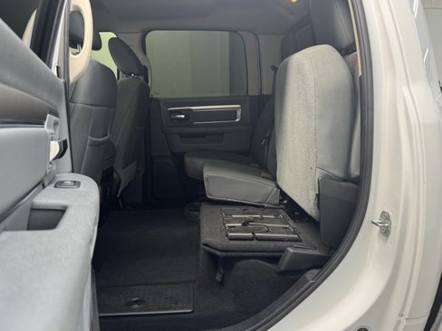Used 2019 RAM 1500 Classic Warlock image 28