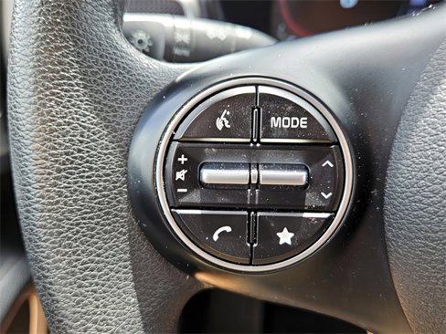 Used 2023 Kia Soul LX w/ LX Technology Package image 22