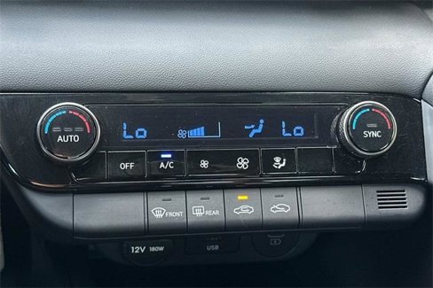 Certified 2025 Hyundai Elantra Sport image 20