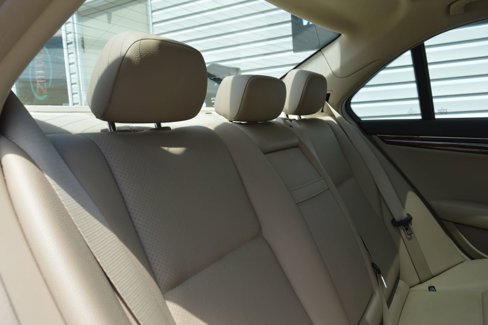 Used 2011 Mercedes-Benz C 300 4MATIC Sedan image 23