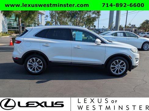 Used 2017 Lincoln MKC Select w/ Select Plus Package image 4