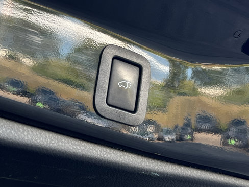 Used 2017 Toyota Highlander XLE image 14