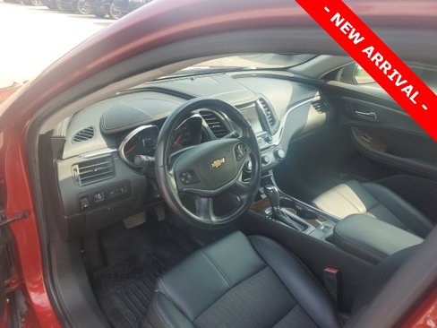 Used 2014 Chevrolet Impala LT w/ Convenience Package image 11