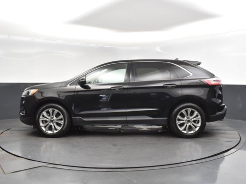Used 2024 Ford Edge Titanium image 4