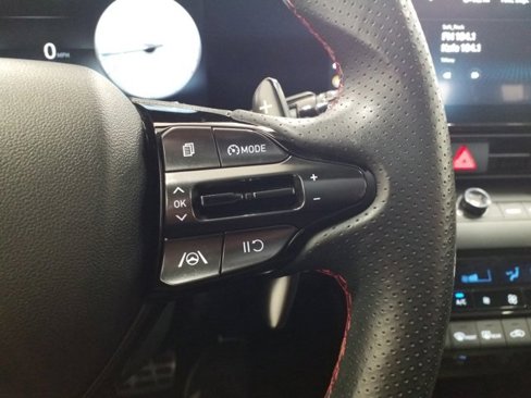 Certified 2023 Hyundai Elantra N Line image 6