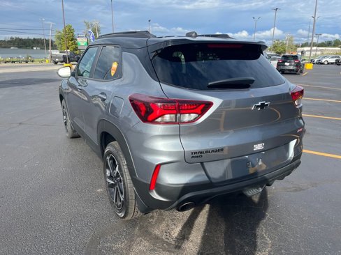 Used 2021 Chevrolet TrailBlazer RS image 3