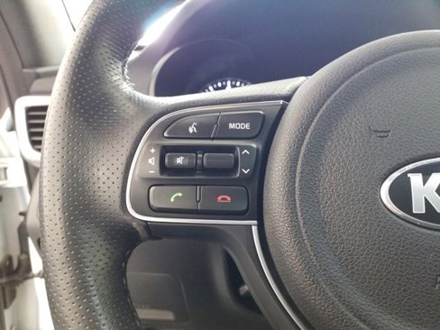 Used 2017 Kia Optima SX image 5