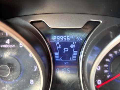 Used 2017 Hyundai Veloster Value Edition image 20