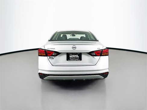 Used 2023 Nissan Altima 2.5 SV image 11