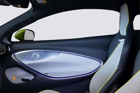 Used 2023 McLaren Artura image 30