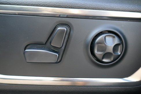 Used 2020 RAM 1500 Limited image 25