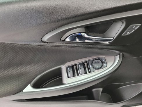 Used 2024 Chevrolet Malibu LT image 23