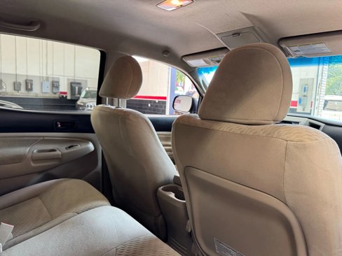 Used 2011 Toyota Tacoma 4x4 Double Cab image 29
