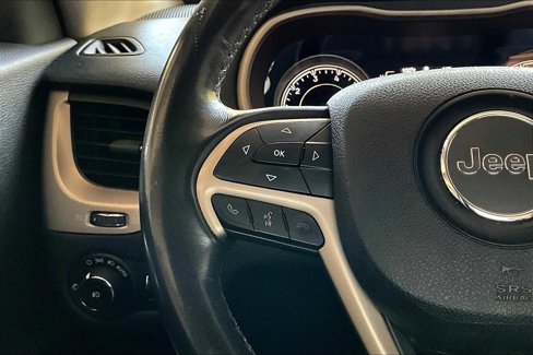 Used 2015 Jeep Cherokee Latitude image 23