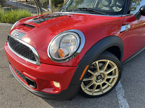 Used 2011 MINI Cooper S image 16