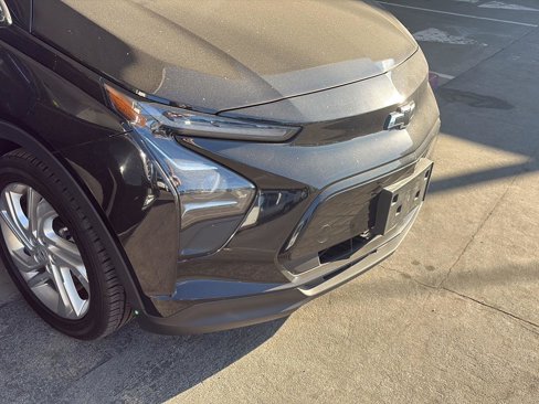 Used 2022 Chevrolet Bolt LT image 8