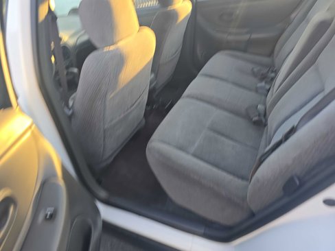 Used 2000 Oldsmobile Intrigue GX image 10