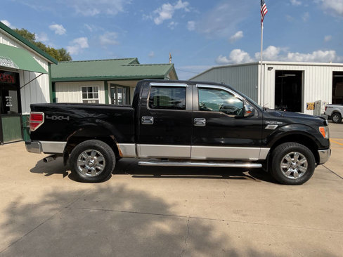 Used 2011 Ford F150 XLT w/ XLT Convenience Pkg image 2
