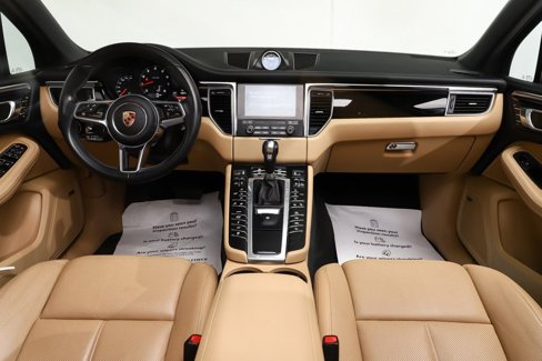 Used 2018 Porsche Macan image 7