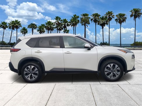 Used 2023 Nissan Rogue SV w/ SV Premium Package image 3