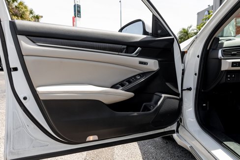 Used 2020 Honda Accord Touring image 21