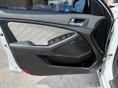 Used 2014 Kia Optima SX image 12