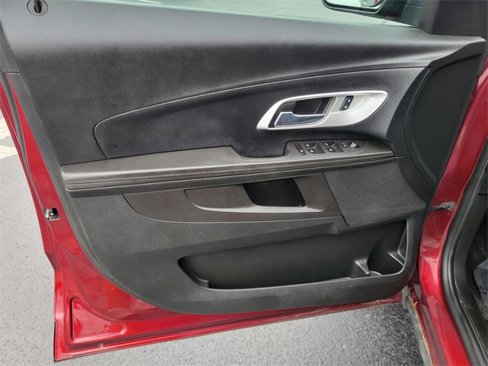 Used 2017 Chevrolet Equinox LT w/ Convenience Package image 18