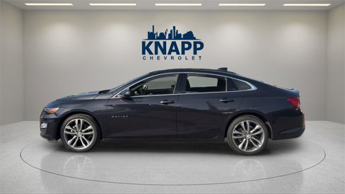 Used 2023 Chevrolet Malibu LT image 2