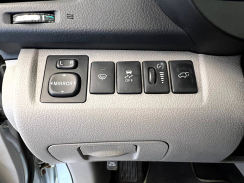 Used 2013 Toyota Highlander SE image 27