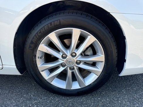 Used 2012 Lexus ES 350 image 9